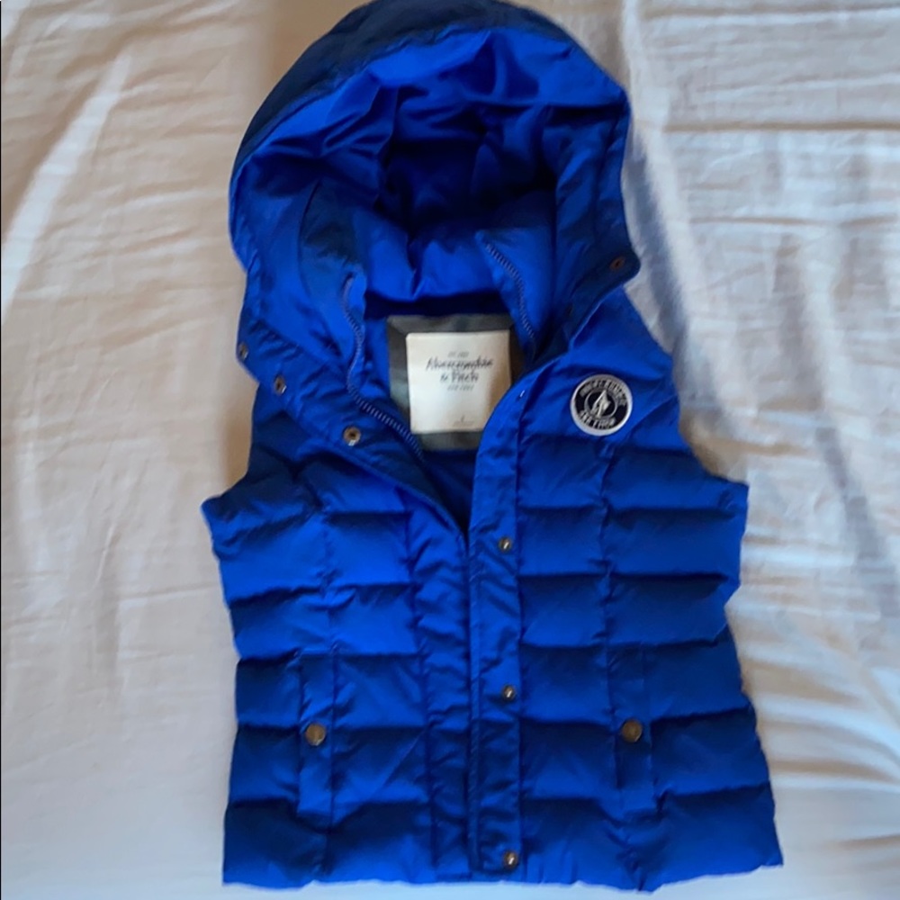 Abercrombie &Fitch puffer vest